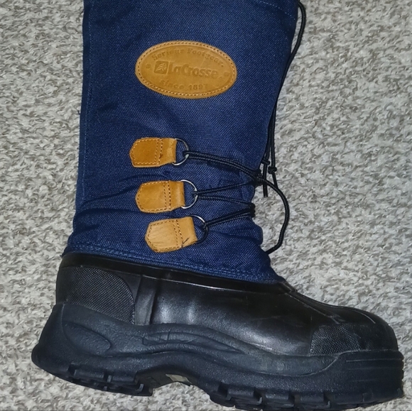 Women's LaCrosse Navy and Black Winter Boots - Picture 9 of 12